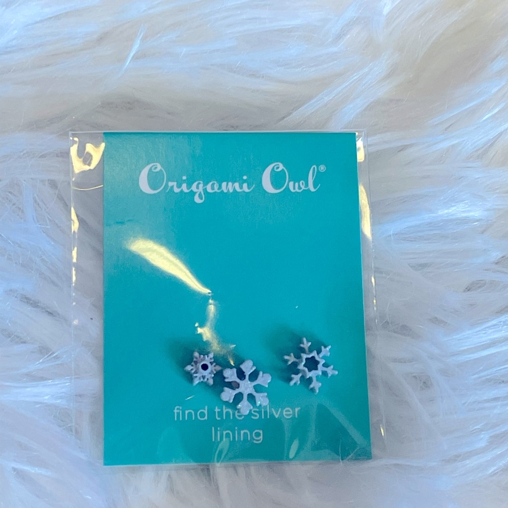 Origami Owl blue snowflake charms